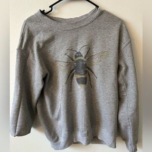 Bee Crewneck